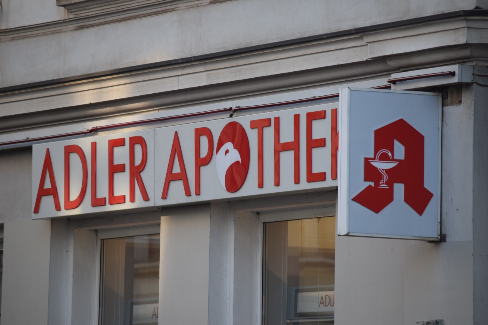 Adler-Apotheke